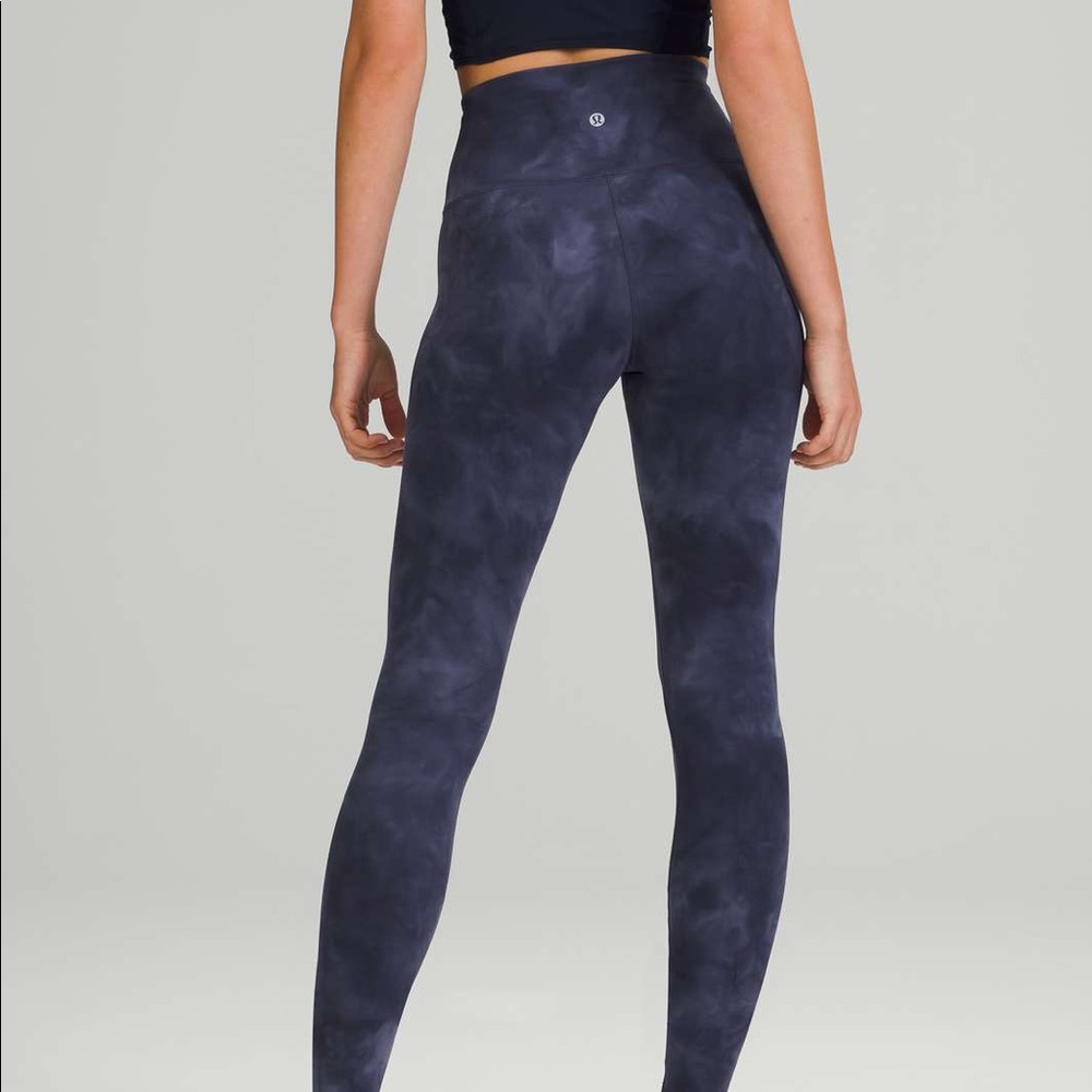 Lululemon wunder train diamond dye naval blue 28”